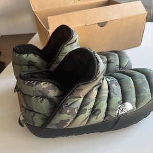 The North Face Thermoball Traction Bootie